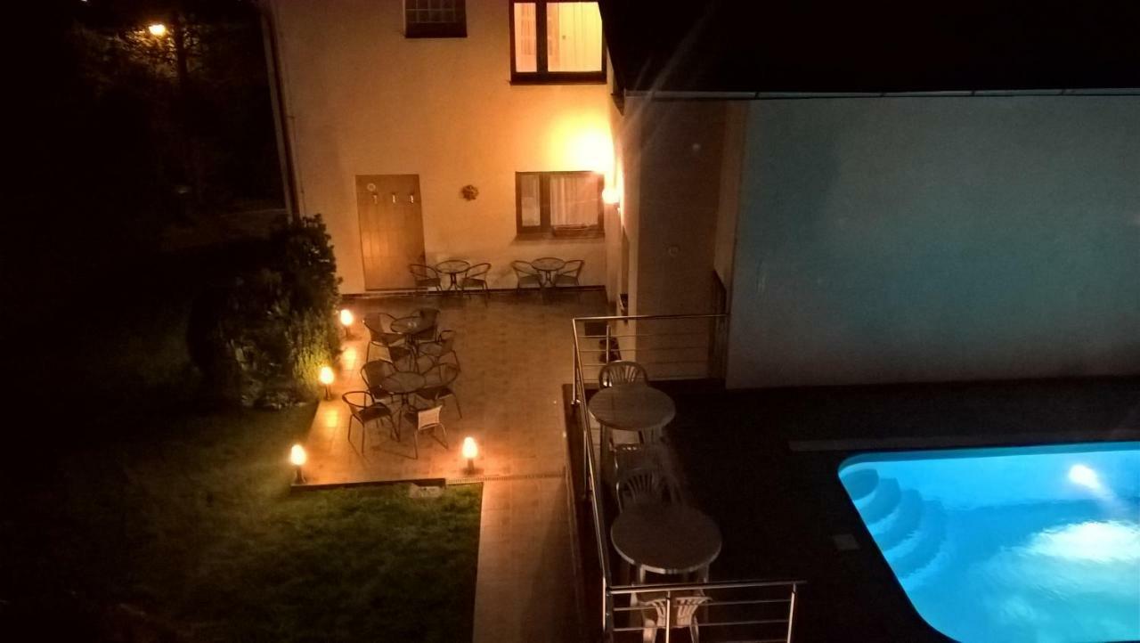 Penzion Kalina Tábor Exteriör bild